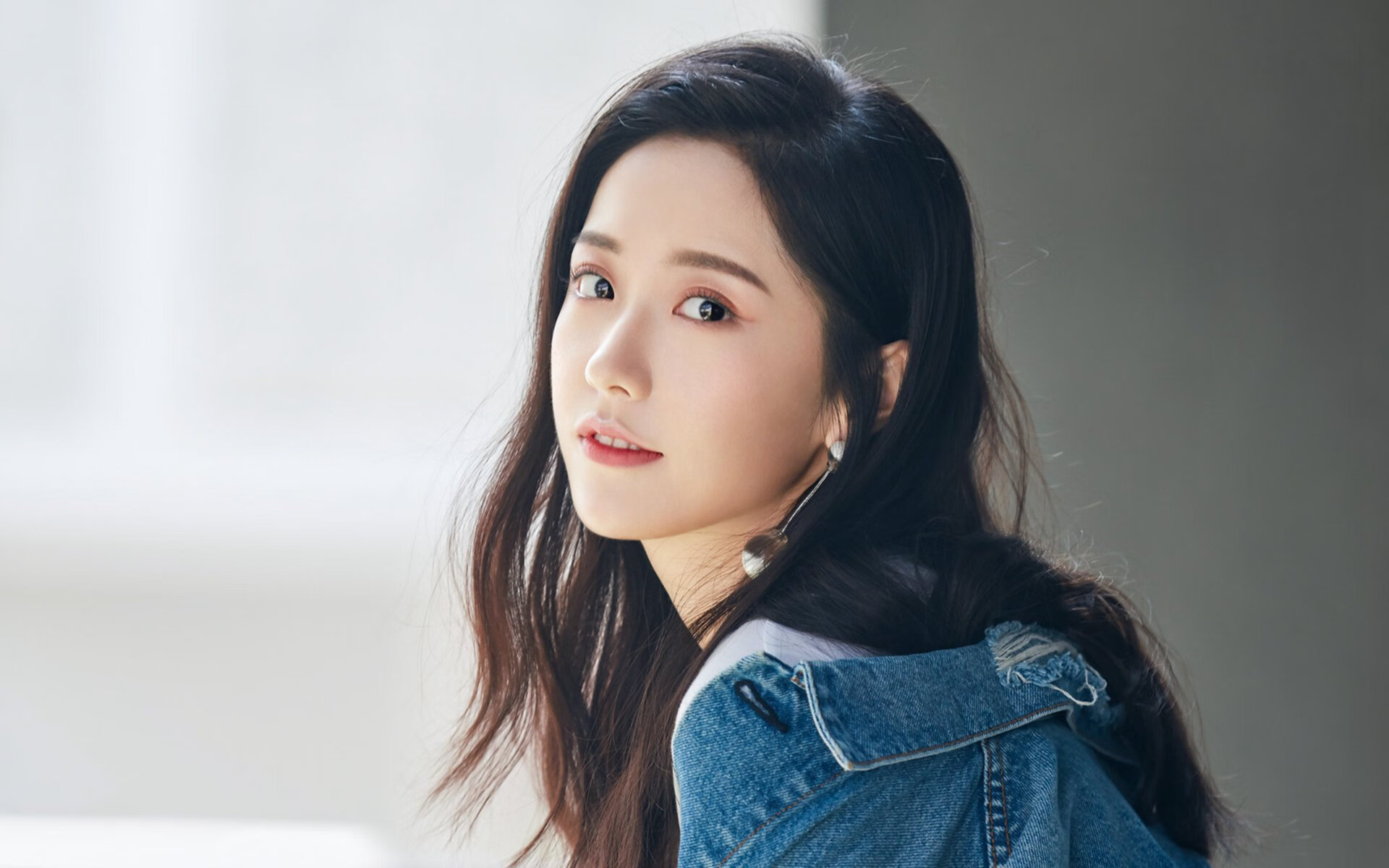 里昂强行终结丹麦童话!孔德弑旧主数据全面爆炸